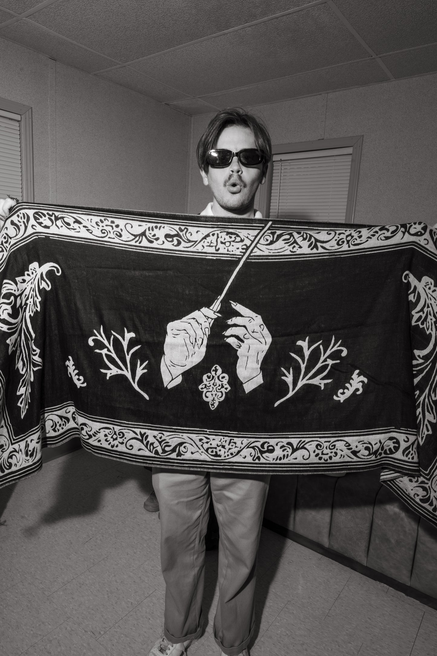 NTW Villain Reversible Pashmina - Something Good